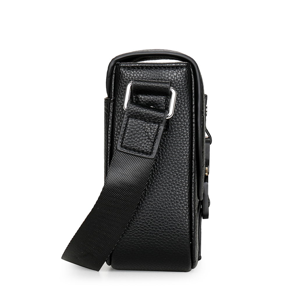 CD Small Saddle Messenger Bag