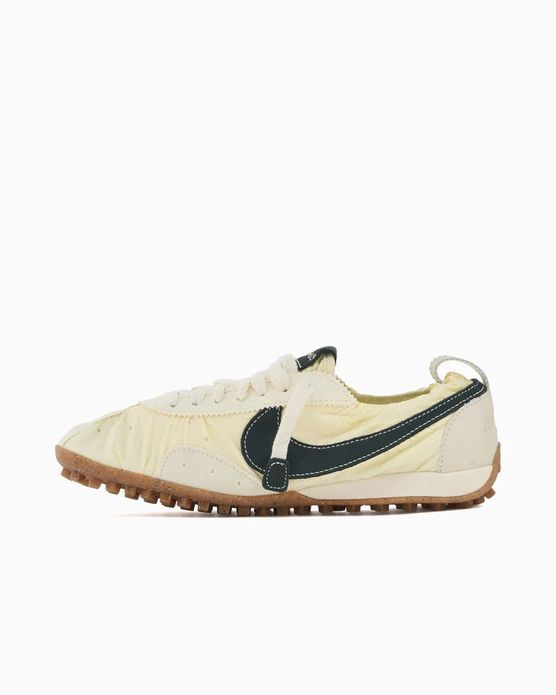 Nike x Jacquemus - Moon (Unisex)